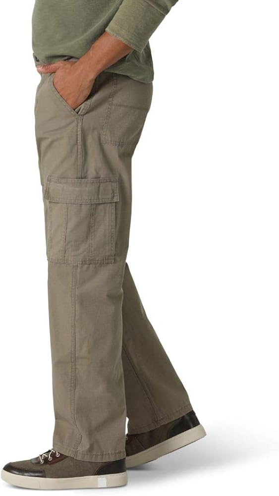 Wrangler Authentics Men's Classic Twill Relaxed Fit Cargo Pant at  Men’s Clothing store