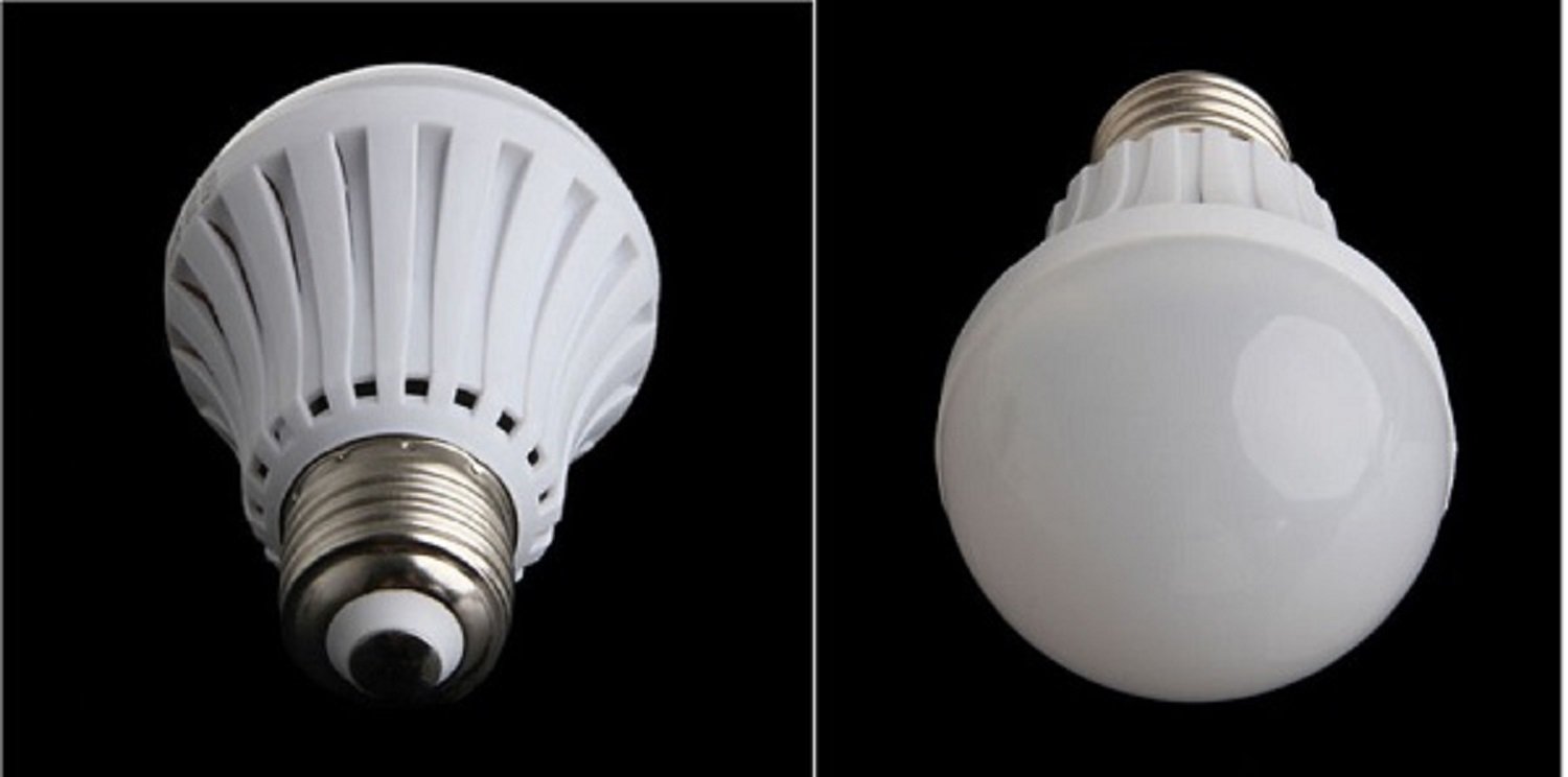 Rechargeable Light Bulb Emergency Lamp - LED Intelligent Blackout Light Battery Operated Bulbs Human Body Induction, Saving Energy 7W (2 Pack)