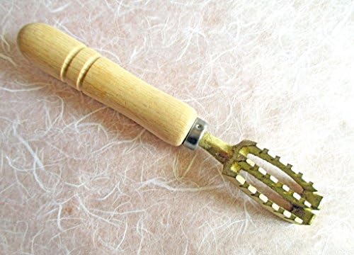Sakai Takumi Ajimasa, Brass, Fish Scaler UROKOTORI, Japanese Sushi Chef's tool (Small/6.9")