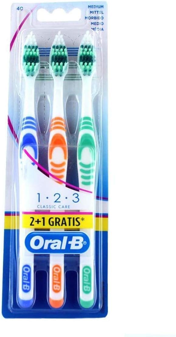 Oral-B 1,2,3 Classic 40 Toothbrush, Medium, 1 Pack of 3 Toothbrushes
