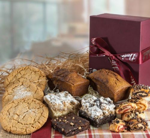 Dulcet Gift Baskets Gourmet Bakery Treats Gift Basket features All-Natural Pumpkin Bread Ideal for Thanksgiving and Halloween Holidays-Gift to Family, Friends, Parents or Corporate Clients.