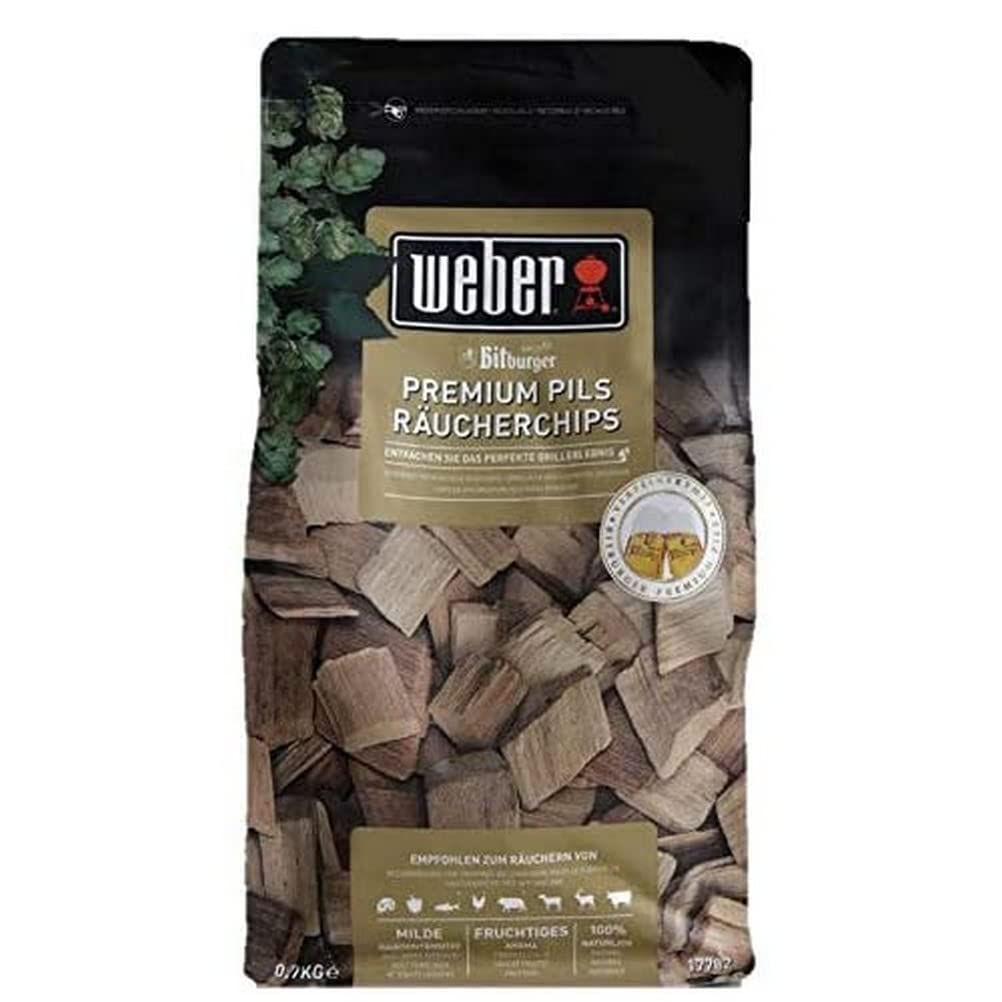 Weber 17782 Bitburger Premium Pils Smoking Chips 700 g for All Meat, Vegetables and Cheeseses, Sweet Fruity Flavour, Smoking, Aroma, Barbecuing