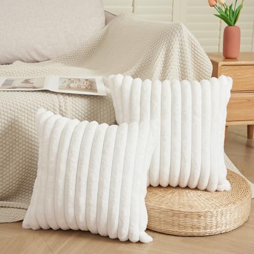 Oraniful Weiß 60X60 Fell Kissenbezüge Set 2-Teilig Kuschelkissen Flauschig Kissenhülle Streifen Design Kissen Hülle Für Sofa Couch Bett Weicher Fake Fur Bezug Moderne Dekokissen