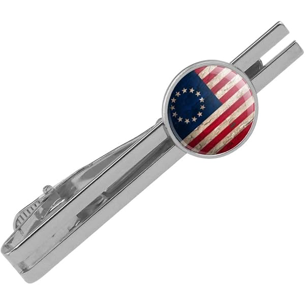 Amazon.com: GRAPHICS & MORE President Trump American Flag