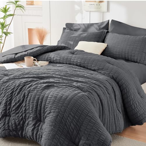 Hymokege Seersucker Comforter Set
