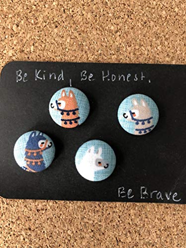 Llama Memo Board push pins, thumbtacks