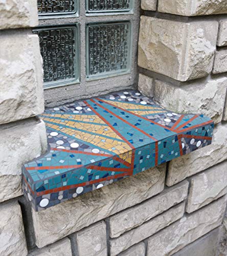 image for Beginner's Guide to Making Mosaics: 16 Easy-to-Make Projects for Any S