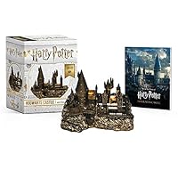 Harry Potter Hogwarts Castle and Sticker Book: Lights Up! (RP Minis)