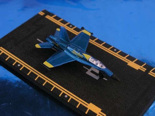 Hot Wings F-18 Blue Angels with Connectible Runway