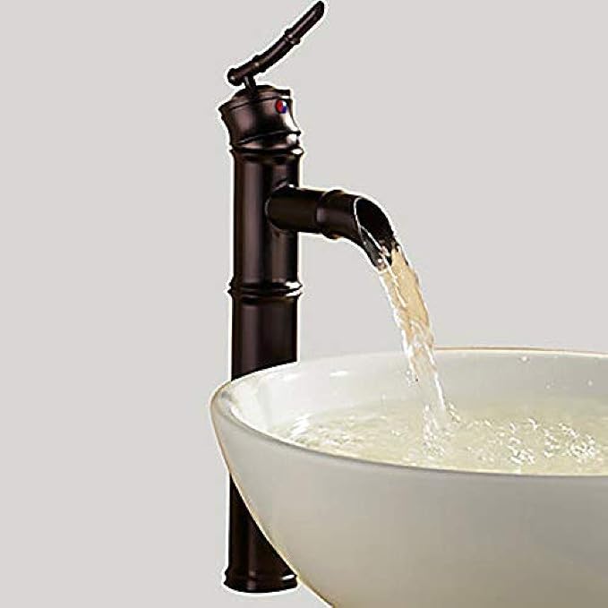 No Sale Agua Fría Del Grifo De La Cocina