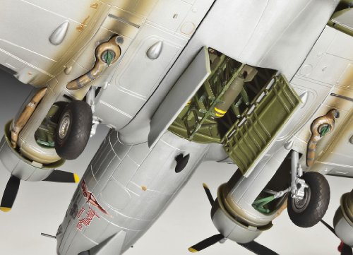 Revell Of Germany B-17G Flying Fortress