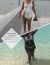 Traje de baño de ganchillo hecho a mano para dama con falda corta y borlas