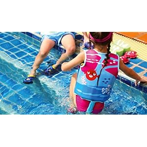 Schnorchelmasken SCHWIMMLERNHILFE: Die BECO Kinder Schwimmhilfe eignet sich ideal für Schwimmanfänger. Die variablen Auftriebskörper der Kinder Schwimmweste sind individuell an den Lernfortschritt des Kindes anpassbar
GRÖßE: Die Schwimmweste für Kinder ist in zwei Größen verfügbar und eignet sich in der Größe S für Kinder von 1-3 Jahren (15-19 kg) & in der Größe M für Kinder von 3-6 Jahren (19-30kg)
SICHER: Die Schwimmhilfe für Kinder ist dank der TÜV/GS-Zertifizierung garantiert sicher – verlässlicher Begleiter für erste Schwimmversuche. Der zugesicherte Auftrieb wird nur mit allen Auftriebskörpern erreicht