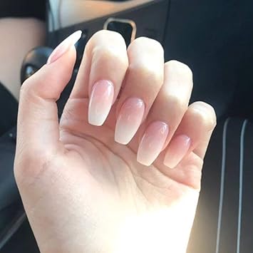 Jovono Faux Ongles Couleur Blanc Degrade Faux Ongles Long Tete Ongle Artificiel Couverture Complete Ongle Carre Pour Hommes Et Femmes 24 Pcs Amazon Fr Beaute Et Parfum