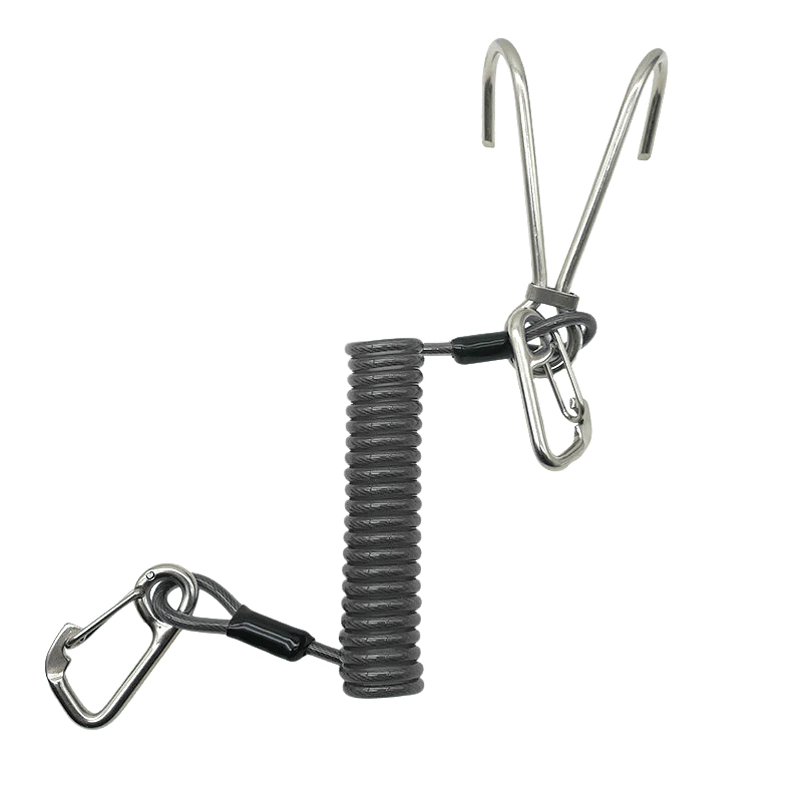 diver using reef hook or holding line in current