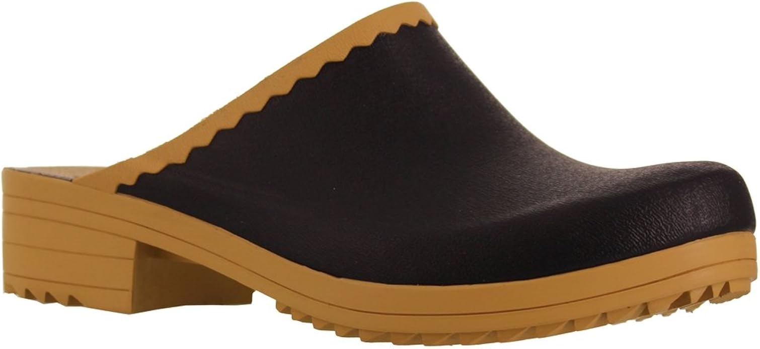 sanita rubber clogs