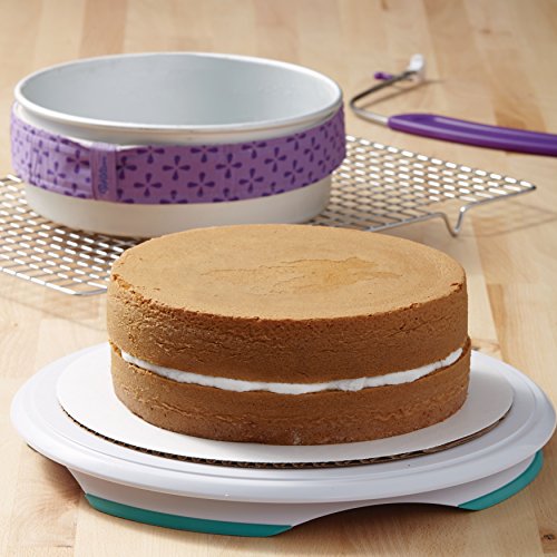 Wilton 9" Round Cake Pan (Set of 2) - Image 8