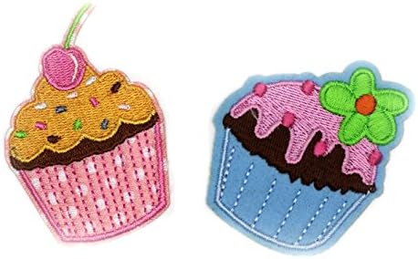 Summerz Super cute Set of 2 Cupcakes Sew-on/Iron Embroidered Patch Motif Applique ( Set Include 2 pieces )