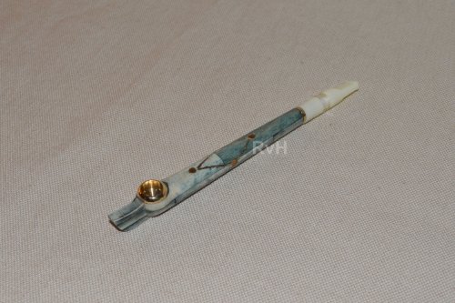 Vanilla with Green Camel Bone Medwakh Pipe (CB08)