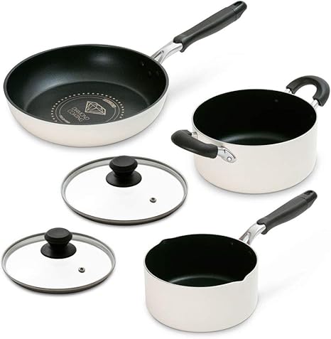 Amazon Co Jp アイリスオーヤマ フライパン 鍋 5点 片手鍋 両手鍋 蓋つき ふた付き ガラス蓋 フタ ダイヤモンドコート 5点 セット 一人暮らし 2人用 Dci Fp5s ホワイト ホーム キッチン