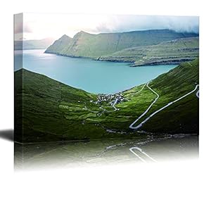 Canvas Wall Art - Resorts in The Middle of Islands - Giclee Print Gallery Wrap Modern Home Art Ready to Hang - 12x18 inches