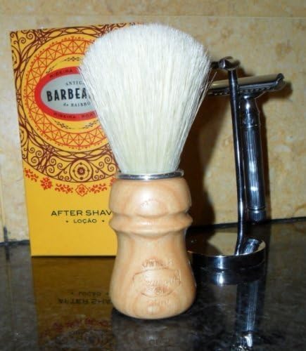 Semogue Owners Club (SOC) Bristle Shaving Brush Ash Wood Handle by Semogue