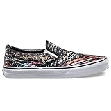 Vans Unisex Classic Slip-On City Sneakers-Black/True White