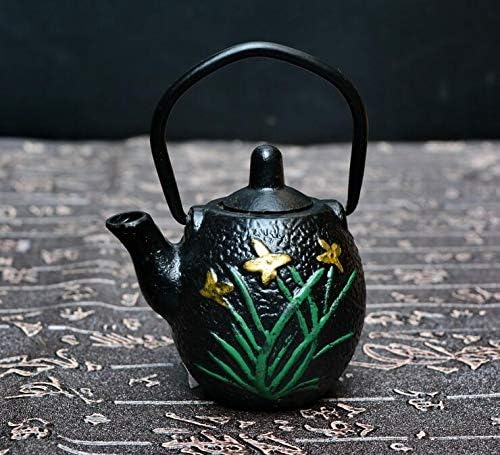 Yameisi Mini Home Decoration Teapot Hand Size Small Teaware Cast Iron Pots Kung Fu Tea Kettle Ornaments Vintage Teapot for Home Decoration (Green)