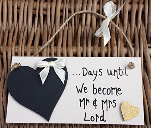 PERSONALISED HANDMADE PLAQUE 'golden heart' WEDDING COUNTDOWN SIGN CHALKBOARD ENGAGEMENT GIFT MR &amp; MRS