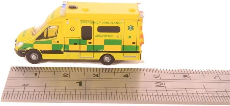 Oxford Diecast 1:148 Mercedes Ambulance Wales Collectable model NMA001, Green - Image 5
