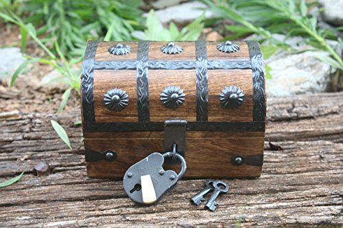 Well Pack Box Wooden Small Pirate Treasure Chest Box 6.5" x 4.5" x 4.5" With Black Hasp Latch Includes Master Padlock & Vintage Skeleton Keys - Thumbnail 3