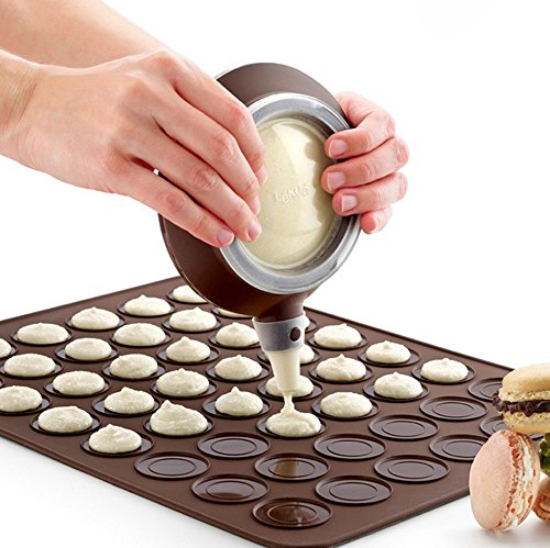 BUYBUYMALL Macaron Kit Silicone Decomax Pen with 4 Nozzles and 1xBaking Sheet - Cup Cake Muffin Pastry Cream Icing Nozzle - Thumbnail 5