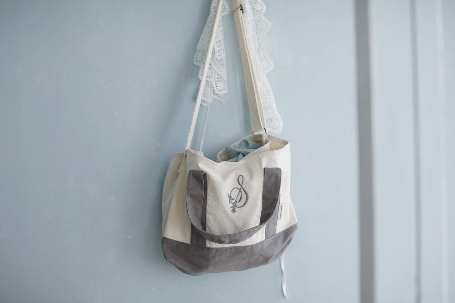 Samansa Mos2 35th Anniversary Book:3/27発売【ムック本付録】サマンサモスモス アニバーサリーロゴ刺しゅう入り コットントートバッグ