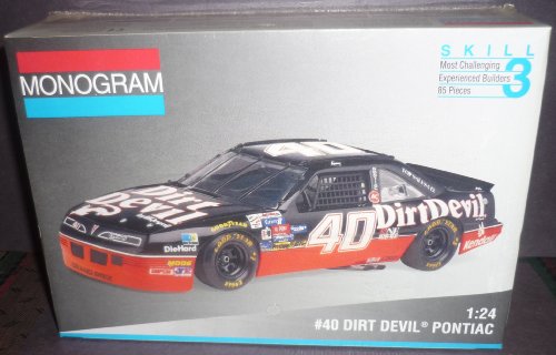 #2973 Monogram Kelly Wallace #40 Dirt Devil Pontiac Grand Prix 1/24 Scale Plastic Model Kit