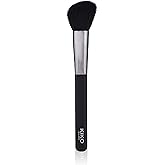 KIKO Milano Face 10 Blush Brush | Angled Brush For Blushes, Bronzers And Highlighters