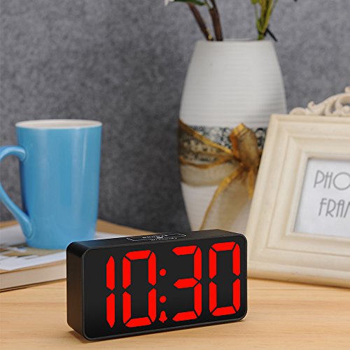 DreamSky Compact Digital Alarm Clock with USB Port for Charging, 0100