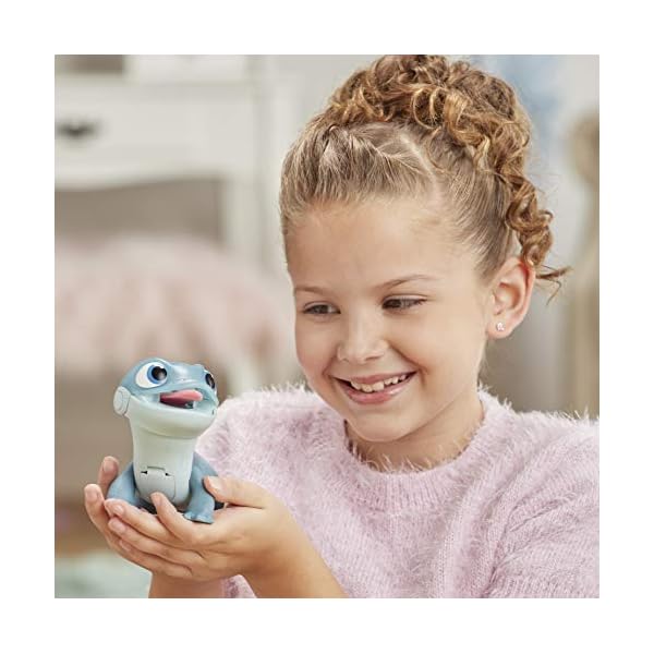 Disney Frozen Fire Spirit's Snowy Snack Animal Play Figure