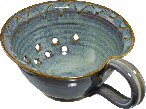 Castle Arch Pottery Irish Handmade Berry and Fruits Washing Bowl 500ml 6x3 Inches