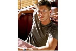 SUPERNATURAL (2005–PRESENT) CW NETWORK Dean Winchester Sitting in Booth at Cafe - 8x10 Photograph/Photo - HQ - Jensen Ackles