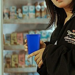 DISCOUNT PROMOS Disposable Plastic Cups 12 oz. Set
