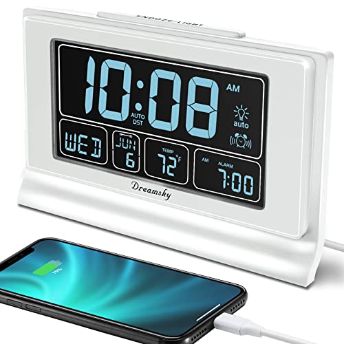 DreamSky Auto Set Digital Alarm Clock Backup Battery with USB Charging