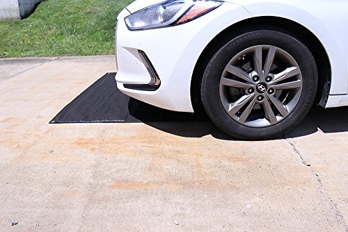 Car Containment Mat for Driveway by New Pig - Heavy Duty Absorbent Mat for Oil Leaking Vehicles - Protect Driveway and Garage Floor, 5' x 5' Oil Absorbent pad