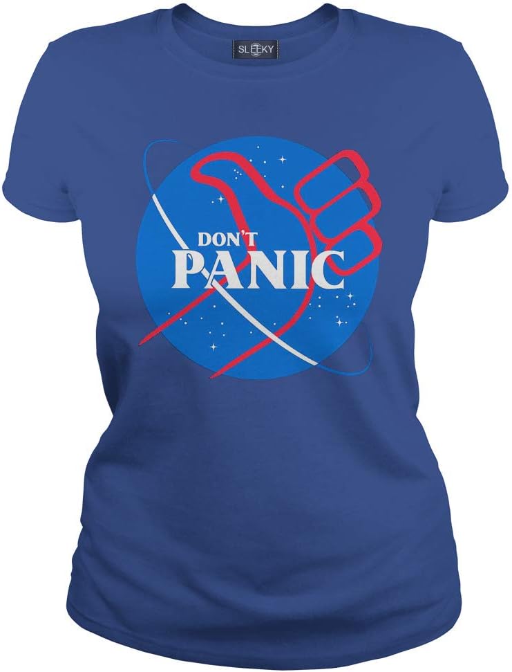 Sleeky Dont Panic Hitchhiker's Guide to The GalaxyT-Shirt