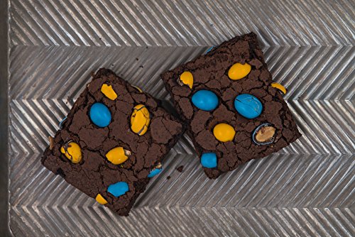 Little Secrets All Natural Fair Trade Gourmet Chocolate Candy - Dark Chocolate Sea Salted Peanut (5 oz, 4 Count) - The World's Most Unbelievably Delicious Chocolate Candies - Thumbnail 3