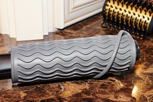 S & T 522101 Heat Resistant Silicone Travel Mat for Curling Irons and Makeup 9.1" x 6.5"