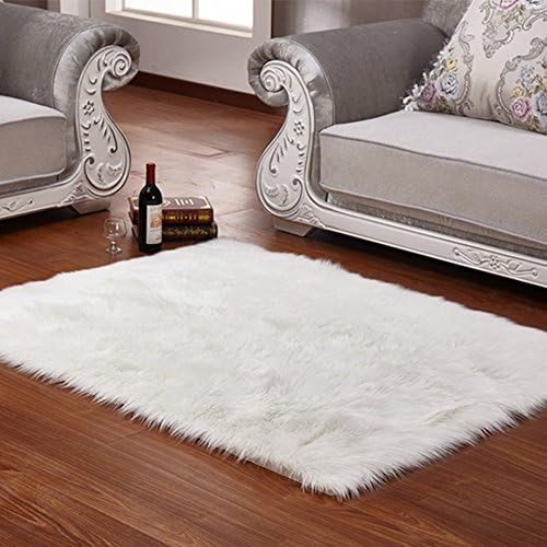 wendana Faux Fur Rug White Soft Fluffy Rug Shaggy Rugs Faux Sheepskin Rugs Floor Carpet for Bedrooms Living Room Kids Rooms Decor 60 x 90 cm
