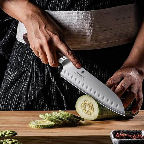 SANMEIHO Kitchen Knife 18 cm, Japanese Santoku Knife in High Carbon Steel 10Cr15Mov with Ultra Sharp Blade from 12° and Ergonomic Pakkawood Handle