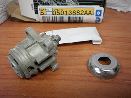 Jeep CHRYSLER OEM 99-04 Grand Cherokee Liftgate-Lock Cylinder 5013682AA