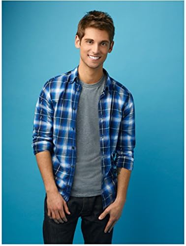Baby Daddy Jean Luc Bilodeau As Ben Wheeler Standing With Big Smile 8 X 10 Inch Photo At Amazon S Entertainment Collectibles Store
