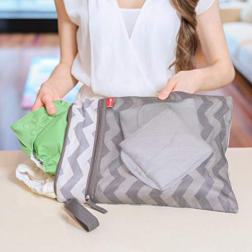 5 Skip+Hop+Waterproof+Grab+Chevron